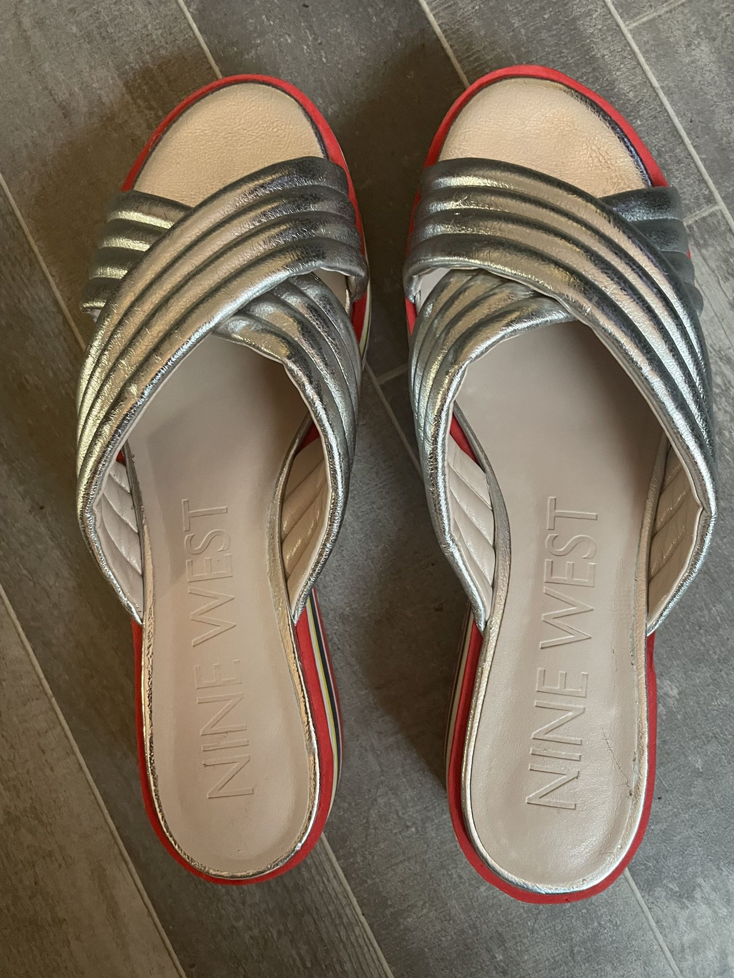 nine west Silver wedge sandals 11M Colorful Sole’s
