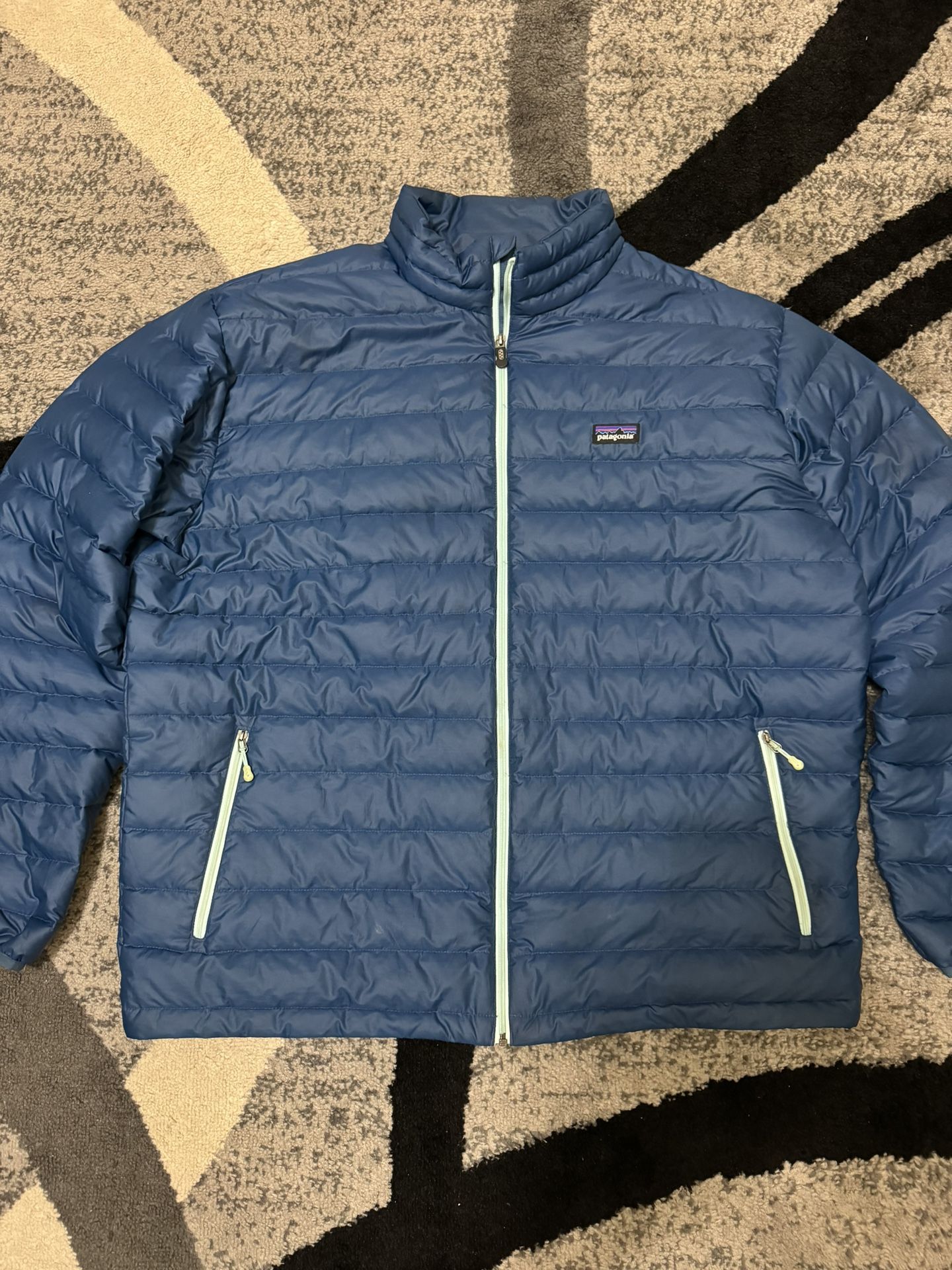 Patagonia Men’s Down Sweater Puffer Insulated Quilted Jacket Size XL 84673