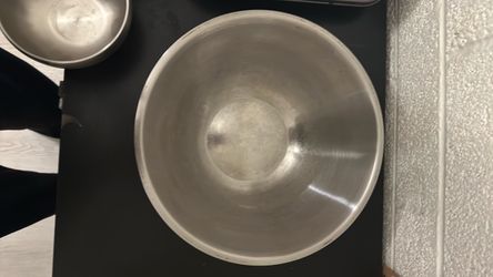 2 Stainless mixing bowls 2 stacking bowls Moving sale check out other listings