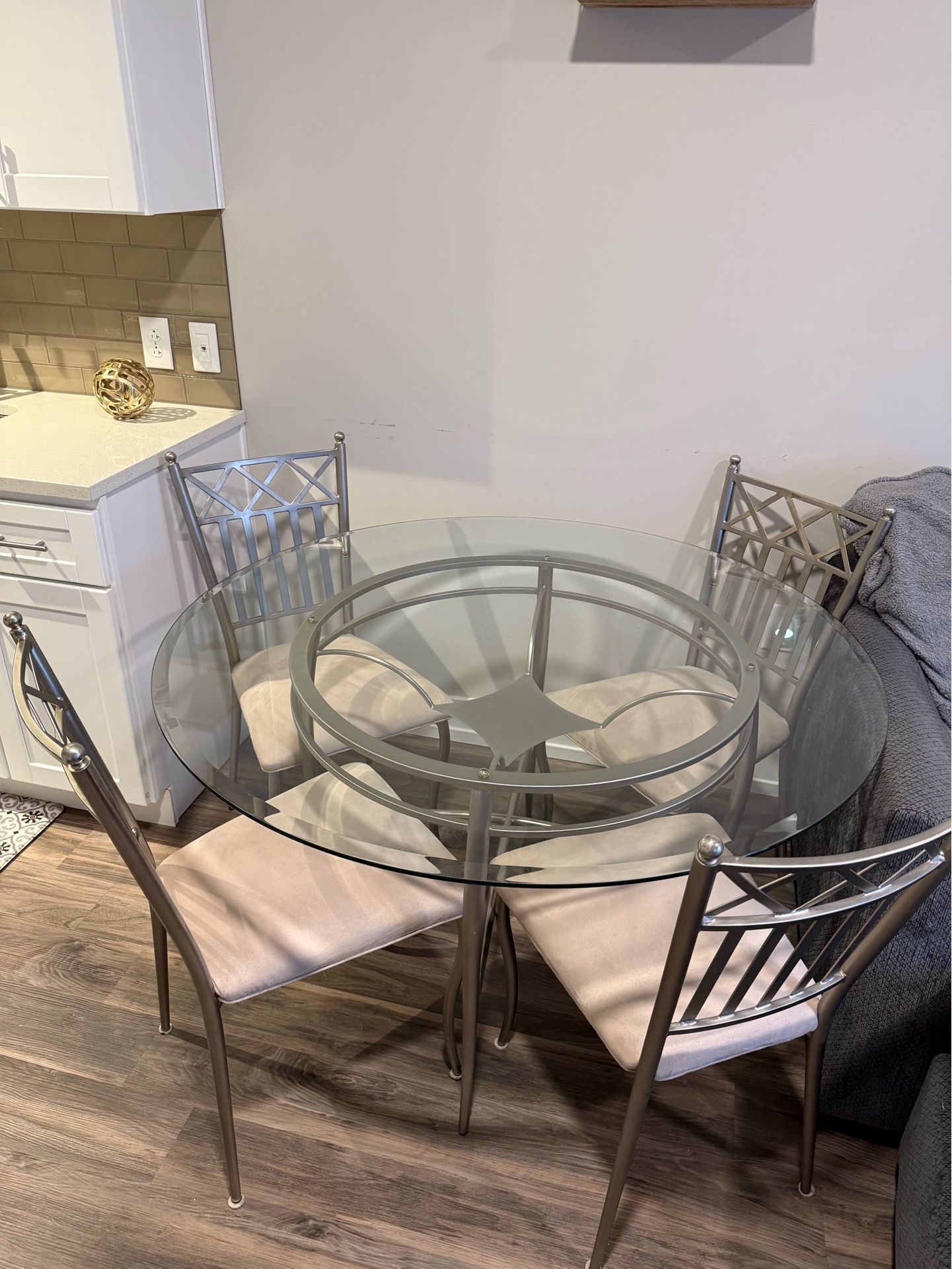 Round glass kitchen table with 4 chairs