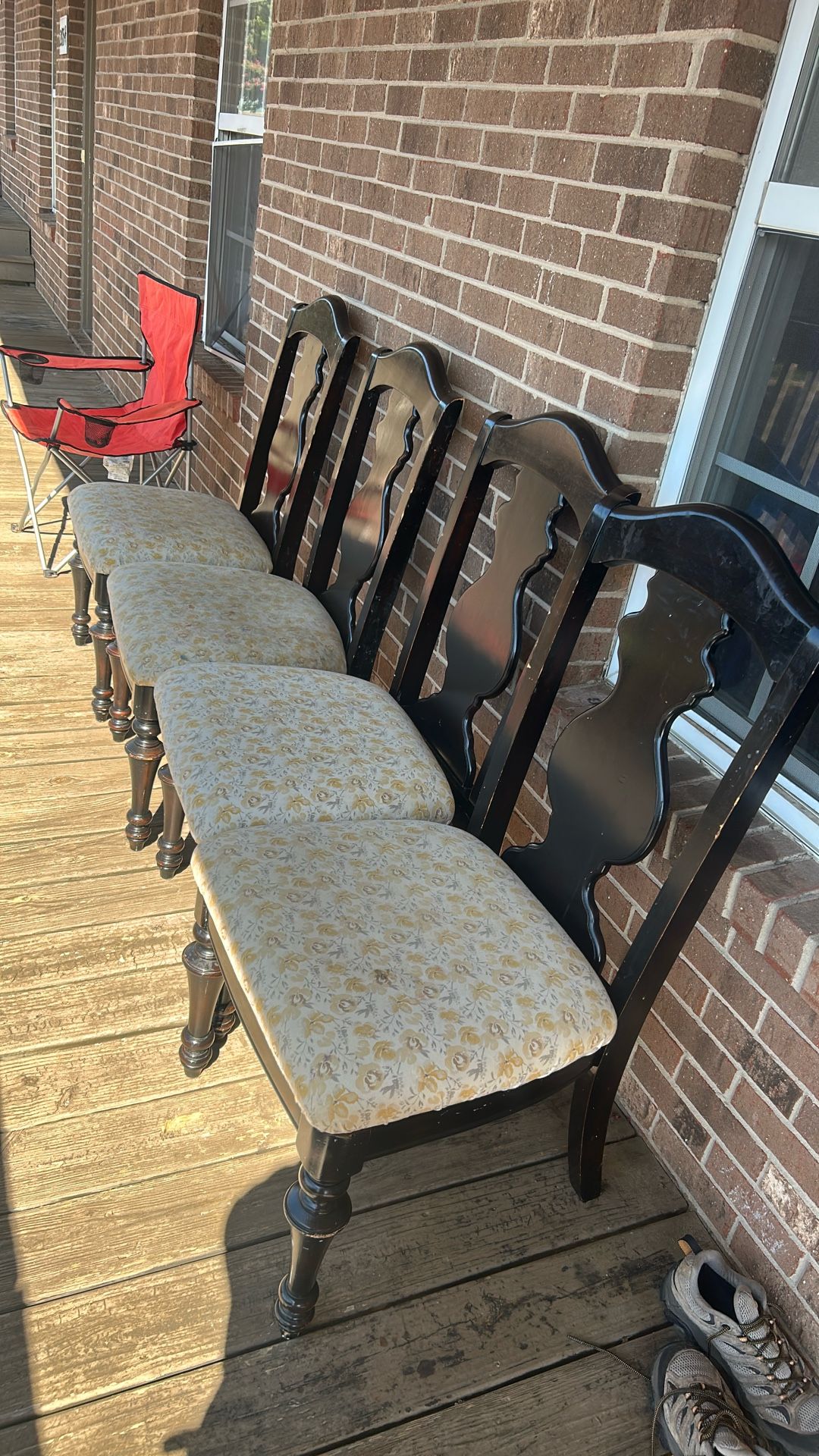 Set Of 4 Chairs
