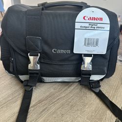 Canon Digital Camera Bag (200DG) 