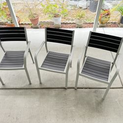 Outdoor Chairs