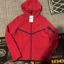 Nike Tech Red Size Medium 