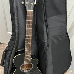 YAMAHA APXT2 guitar with bag