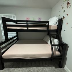 Bunk Bed With Full And Twin Mattresses 