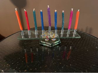 PRIMA DONNA GLASS MENORAH WITH DREIDELS STUNNING MODERN DESIGN W/ >35 CANDLES