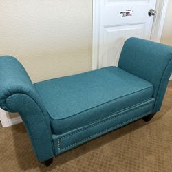 Mini Sofa – Clean, Modern, and Perfect for Small Spaces!