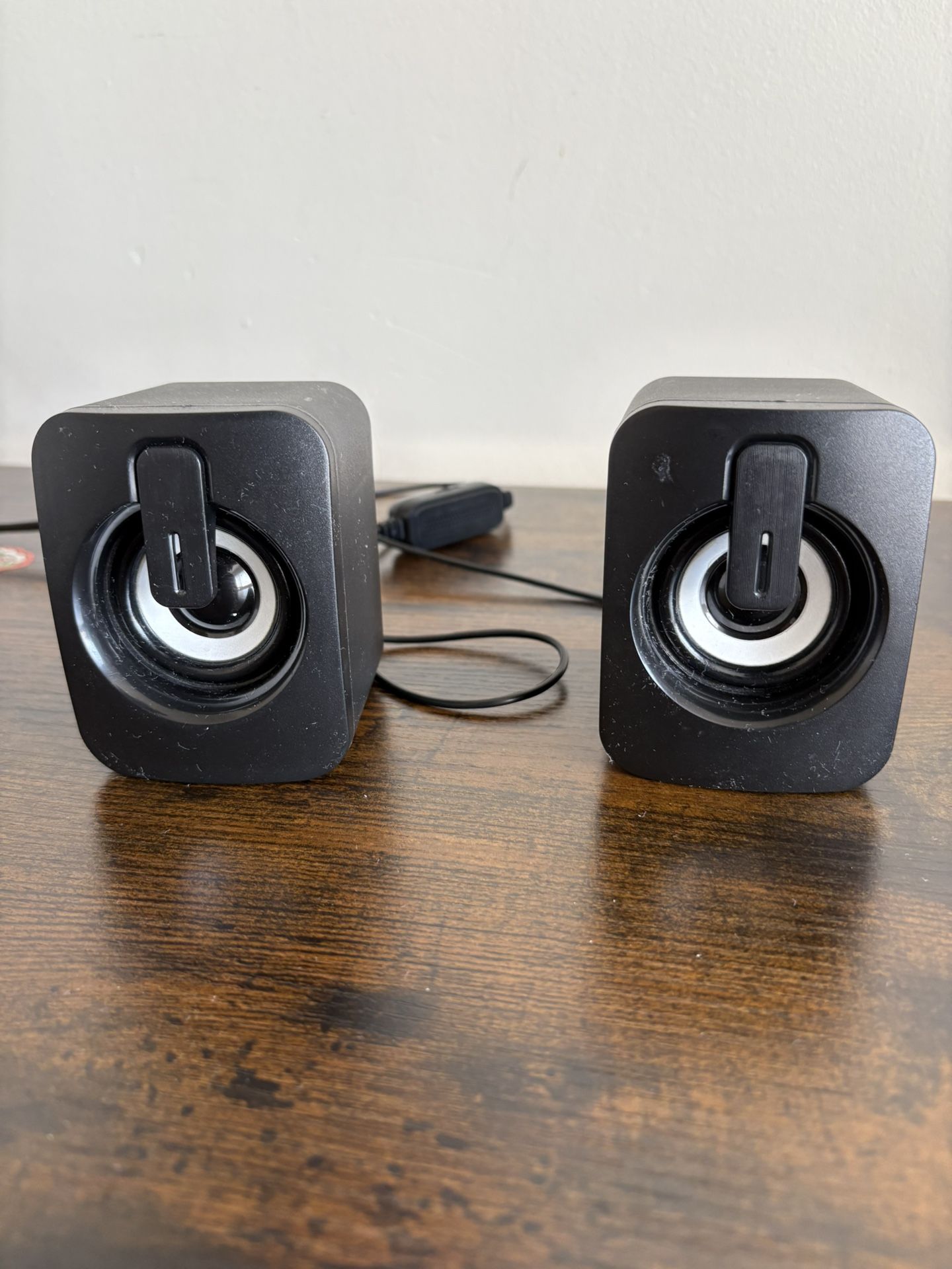 Gaming speakers