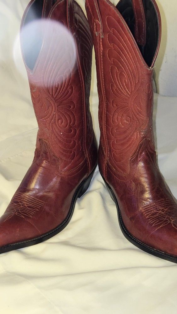 Women's Boots $25 Size 7 Use Couple Times