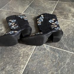 Cowboy Boots 