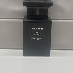 (BARELY USED) Tom Ford “Oud Wood” (Eau De Parfum) 100mL