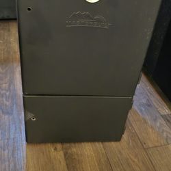 Masterbuilt Charcoal Grill 
