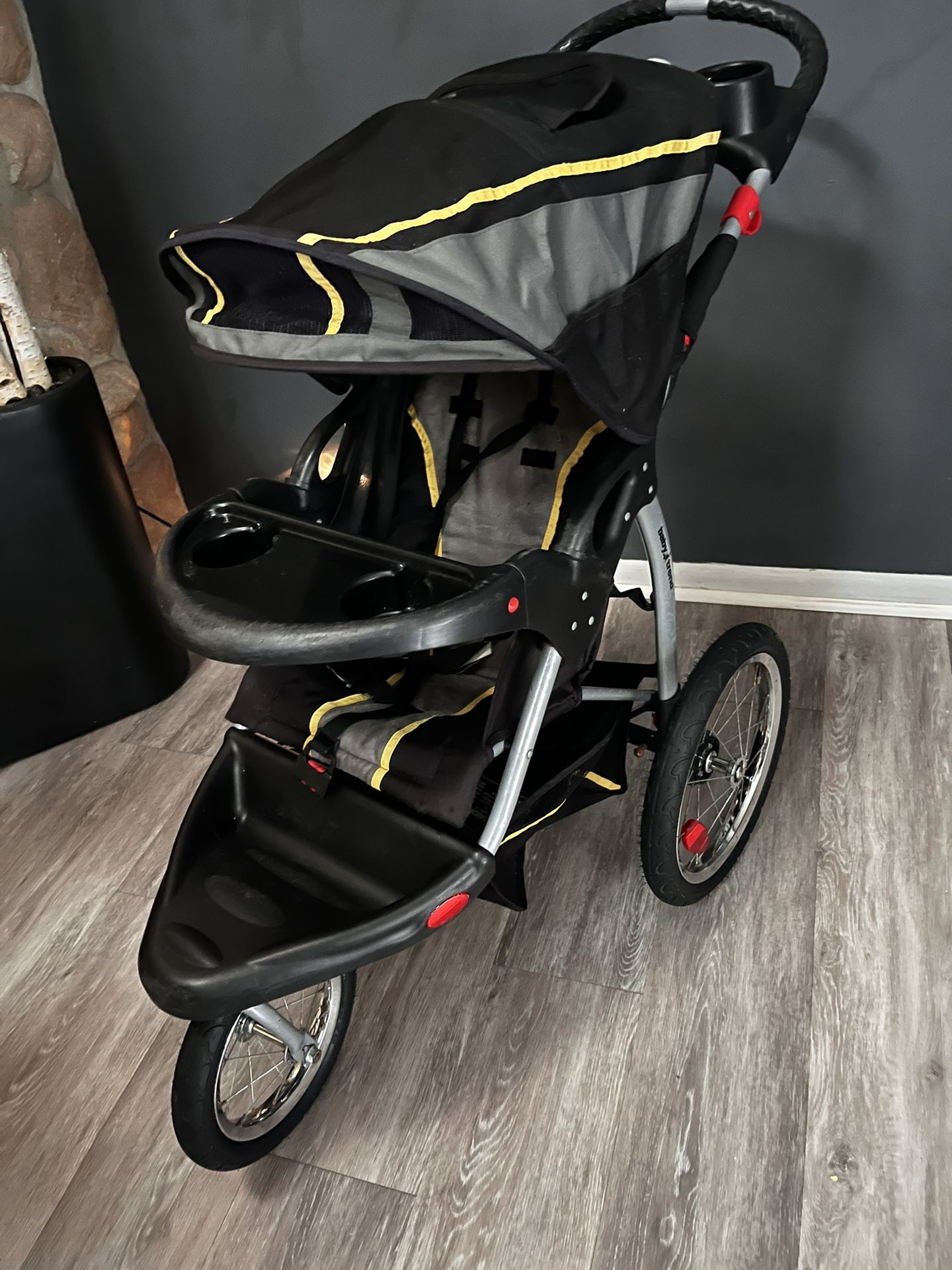 Baby trend Jogging Stroller 