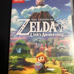 I’m asking $45 The Legend of Zelda: Link's Awakening it’s in good condition Nintendo switch game