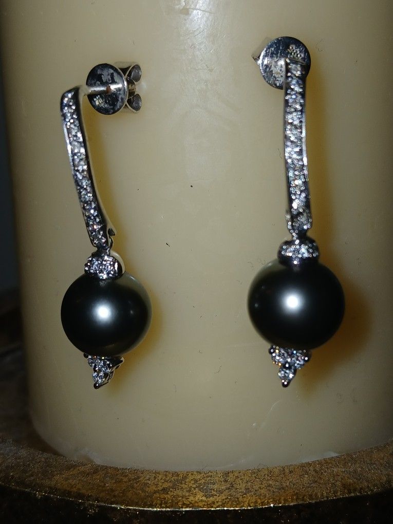 Black Pearl Diamonds. Quarter Karat.14k W/ Gold Solid beautiful Set