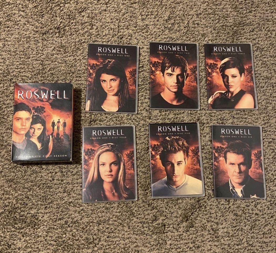 Roswell Season One DVD