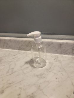 New 8.5 Oz Clear Bottles With Pump