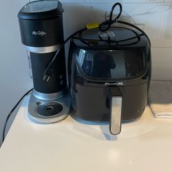 Air Fryer + Mr Coffee (iced & Hot) 
