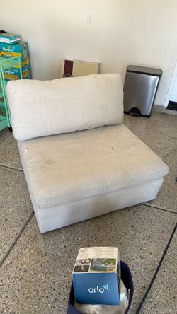 FREE COUCH