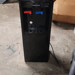 Water Dispenser