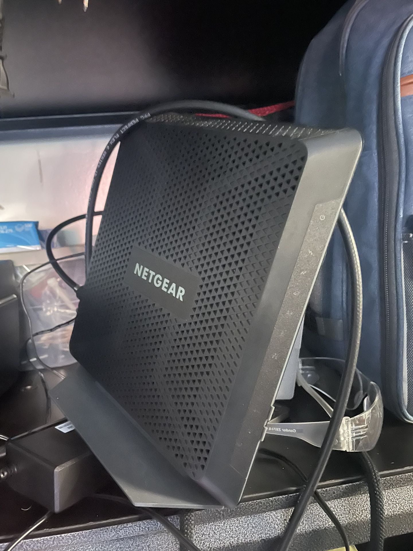 Netgear wifi router c7000v2