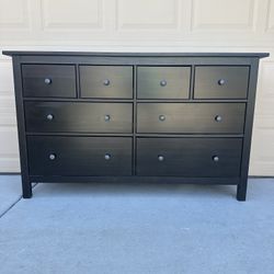 Ikea Hemnes Dresser 8-Drawers 
