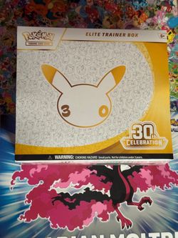 Pokémon 30th Celebration Elite Trainer Box
