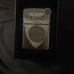 Rare SEALED 2005 Indian Arrowhead Piercing Buffalo Nickel Zippo Lighter In Box