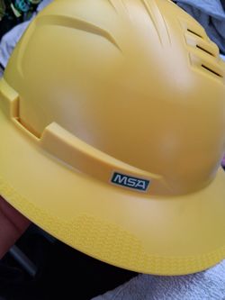 MSA V-Gard C1 Full Brim Vented Hard Hat, new