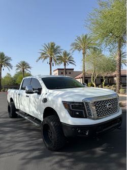 2016 Nissan Titan