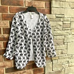 Just B Off-White w Black Giraffes Over Top Women M