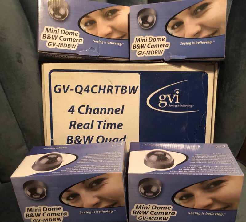 SECURITY CAMERAS AND FOUR CHANNEL REAL TIME B&W QUAD SWITCHER