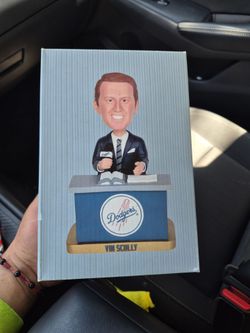 Vin Skully bobblehead 2012