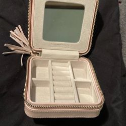 Brand New Travel Jewelry Wolf Case Real Leather Pink