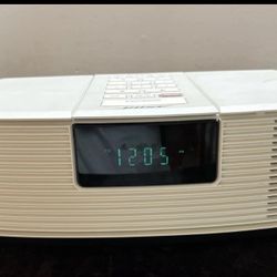 Bose Wave Radio Music System White AWR1-W1 AM/FM Alarm Clock