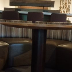 Booth/Table