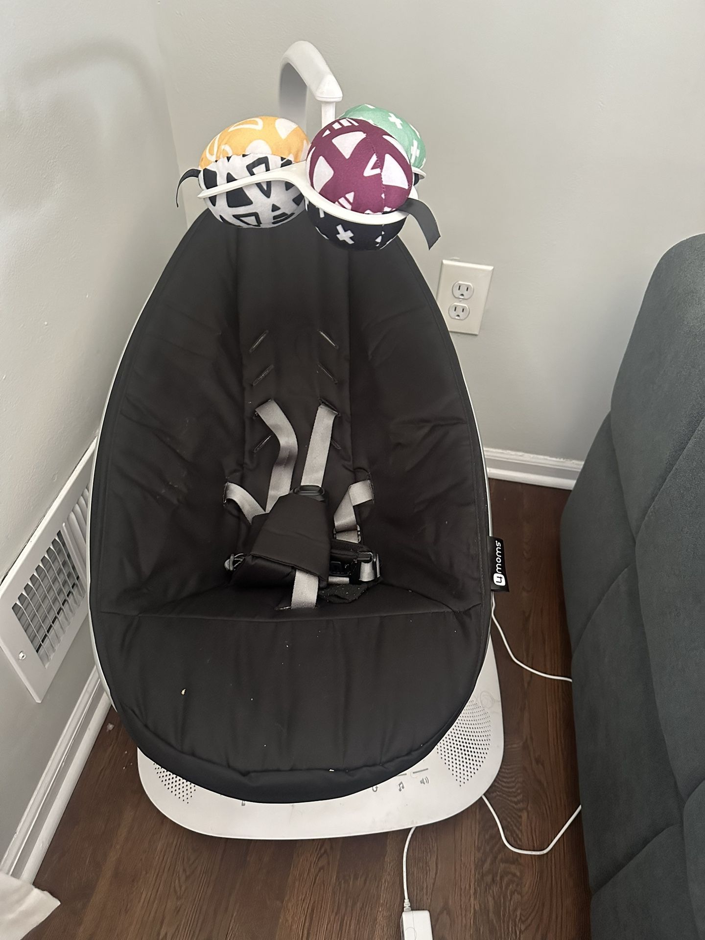 4moms mamaRoo Multi-Motion Baby Swing Smart Connectivity