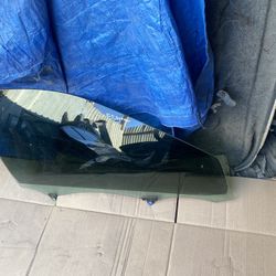 Toyota Camry Door Glass Right Front 12/14 