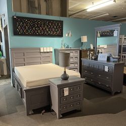 Grey Full 4PC Bedroom Set