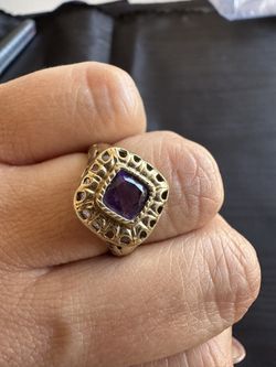 Vintage Gold Statement Ring with Purple Stone – Size 7