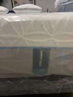 🔥Tempur King Mattress $599🔥