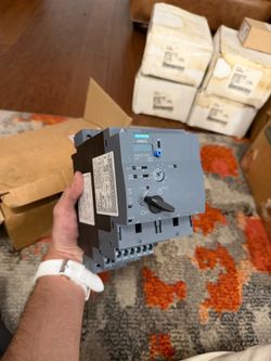 Siemens a compact reversing motor starter