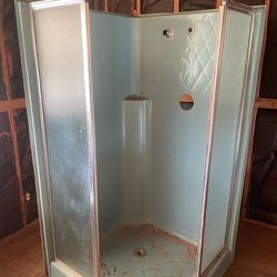 Cast iron tub and shower set
