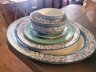Mikasa Susanne SL 104 68 Piece Set