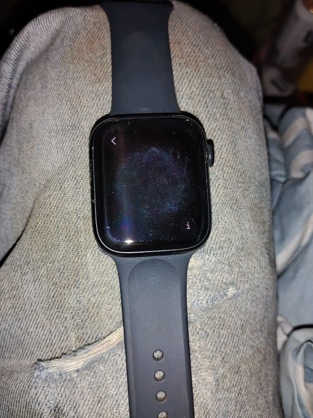 Apple Watch Series 7 45mm 