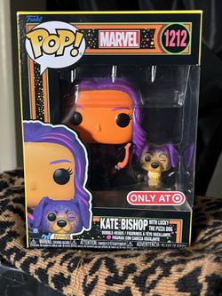 Kate Bishop With  Lucky