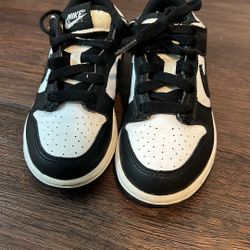 Boys Nike Shoe Size 13