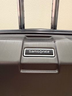 Samsonite Hardside Spinner Suitcase- used 2 trip-moving out sale!