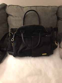 Skip Hop Chelsea downtown chic diaper satchel